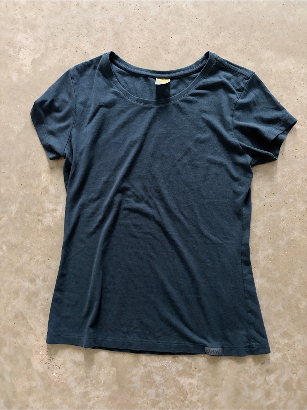 Onno Women's Crewneck Tee - Navy